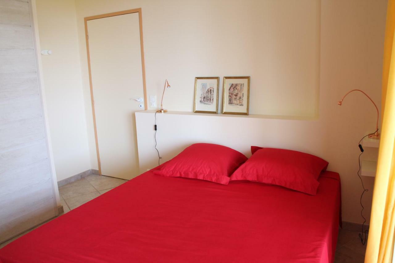 Villa Pietra Rossa 圣塔露西港口 外观 照片